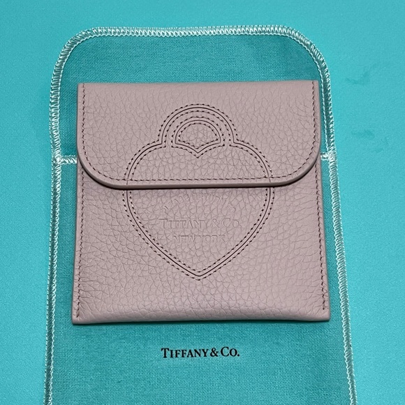 Tiffany & Co. crystal pink RTT leather pouch‎